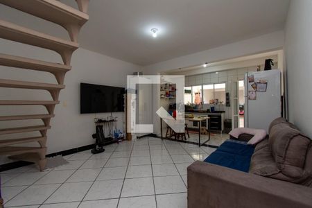 Sala de casa para alugar com 3 quartos, 120m² em Mikail Ii, Guarulhos