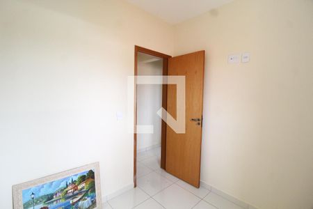 Quarto 1 de apartamento para alugar com 2 quartos, 50m² em Tubalina, Uberlândia