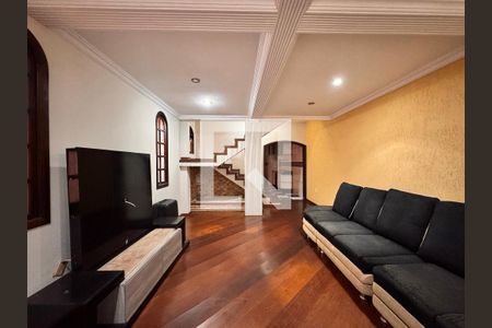 Sala de casa para alugar com 3 quartos, 350m² em Vila Eldízia, Santo André