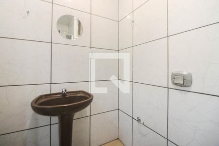 Banheiro de kitnet/studio para alugar com 1 quarto, 37m² em Cristo Redentor, Porto Alegre