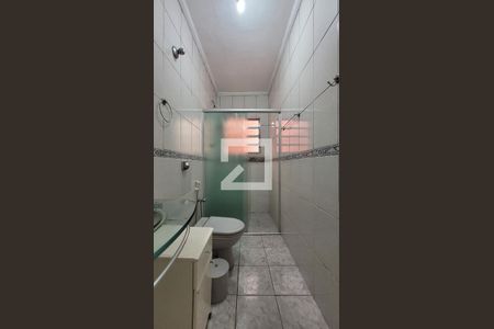 Banheiro de casa para alugar com 3 quartos, 100m² em Jardim Utinga, Santo André