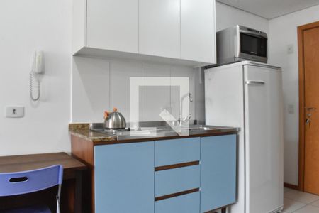 Sala/Cozinha de apartamento para alugar com 1 quarto, 35m² em Centro, Curitiba