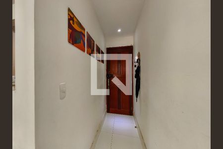 Entrada de apartamento à venda com 3 quartos, 83m² em Rio Comprido, Rio de Janeiro