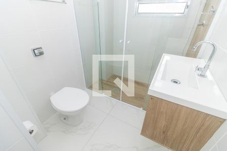 Banheiro de kitnet/studio para alugar com 1 quarto, 30m² em Aclimação, São Paulo