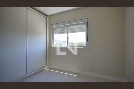 Suíte de apartamento para alugar com 3 quartos, 83m² em Itacorubi, Florianópolis