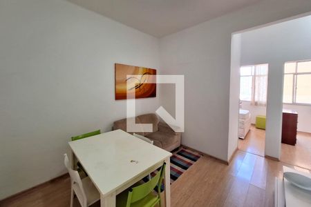 Sala de apartamento à venda com 2 quartos, 55m² em Centro, Niterói