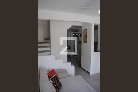 Sala de apartamento para alugar com 2 quartos, 78m² em Stella Maris, Salvador