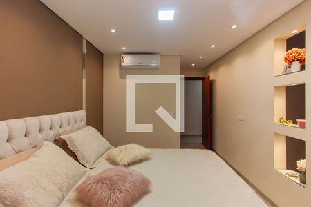 Suíte de casa à venda com 6 quartos, 350m² em Vila Bancaria, São Paulo