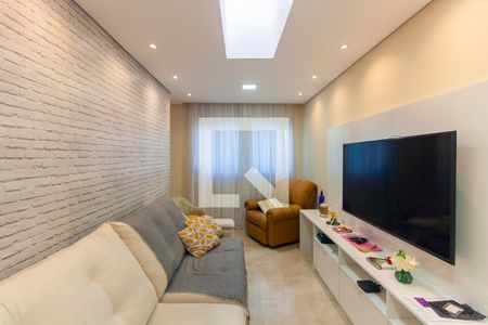 Sala de casa à venda com 6 quartos, 350m² em Vila Bancaria, São Paulo