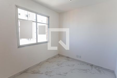 Suíte de apartamento à venda com 2 quartos, 148m² em Santo Antônio, Belo Horizonte