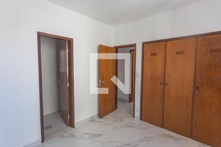 Suíte de apartamento à venda com 2 quartos, 148m² em Santo Antônio, Belo Horizonte