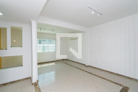 Sala de casa para alugar com 3 quartos, 180m² em Vila da Penha, Rio de Janeiro