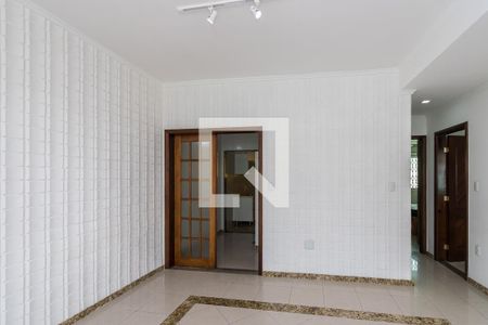 Sala de casa para alugar com 3 quartos, 180m² em Vila da Penha, Rio de Janeiro