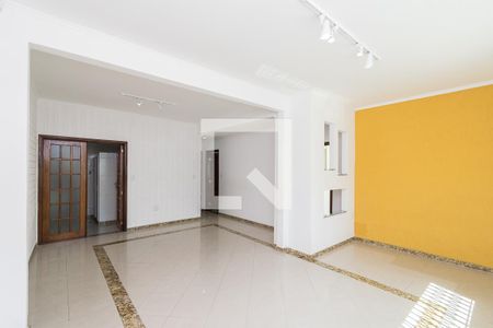 Sala de casa para alugar com 3 quartos, 180m² em Vila da Penha, Rio de Janeiro