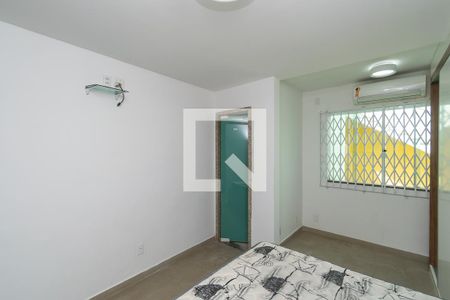 Suíte de casa para alugar com 3 quartos, 180m² em Vila da Penha, Rio de Janeiro