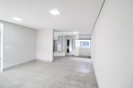 Sala 1 de casa para alugar com 2 quartos, 300m² em Martins, Uberlândia