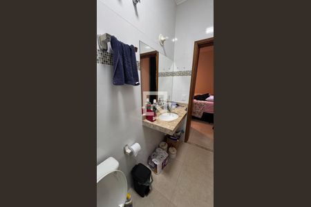 Banheiro/Quarto 1 de casa à venda com 3 quartos, 213m² em Jardim Miranda, Campinas