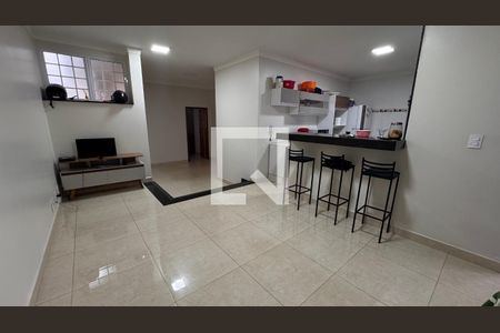 Sala de casa à venda com 3 quartos, 213m² em Jardim Miranda, Campinas