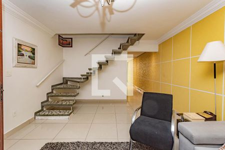 Sala de casa à venda com 3 quartos, 220m² em Vila Vera, São Paulo