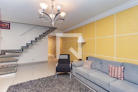 Sala de casa à venda com 3 quartos, 220m² em Vila Vera, São Paulo