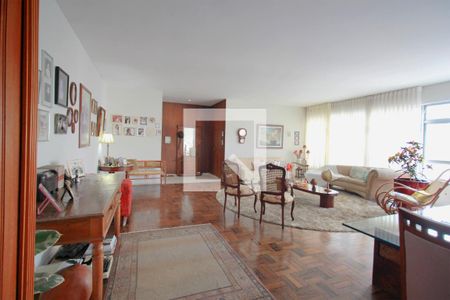 Sala de apartamento para alugar com 4 quartos, 300m² em Funcionários, Belo Horizonte