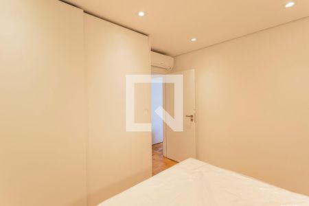 Quarto de apartamento à venda com 2 quartos, 128m² em Itaim Bibi, São Paulo