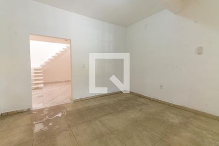 Sala 2 de casa para alugar com 0 quarto, 113m² em Vila Moreira, São Paulo