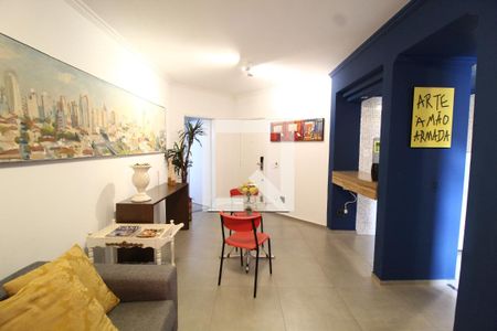 Sala de apartamento para alugar com 1 quarto, 54m² em Centro, Uberlândia