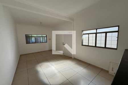 Sala de casa para alugar com 2 quartos, 101m² em Planalto Verde, Ribeirão Preto