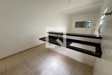 Cozinha de casa para alugar com 2 quartos, 101m² em Planalto Verde, Ribeirão Preto