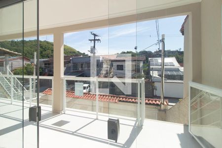 Vista da Sala de casa de condomínio para alugar com 3 quartos, 110m² em Senador Vasconcelos, Rio de Janeiro