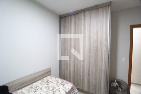 Quarto de apartamento para alugar com 2 quartos, 74m² em Santa Mônica, Uberlândia