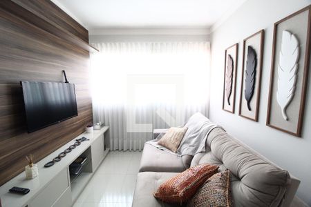 Sala de apartamento para alugar com 2 quartos, 74m² em Santa Mônica, Uberlândia