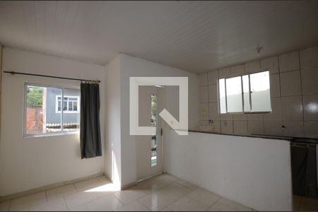 Sala de apartamento para alugar com 1 quarto, 50m² em Vila Valqueire, Rio de Janeiro