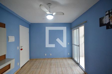 Sala de apartamento para alugar com 2 quartos, 47m² em Bom Pastor, Belford Roxo