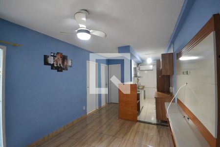 Sala de apartamento para alugar com 2 quartos, 47m² em Bom Pastor, Belford Roxo