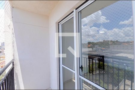 Varanda da Sala de apartamento à venda com 3 quartos, 56m² em Jardim Cocaia, Guarulhos