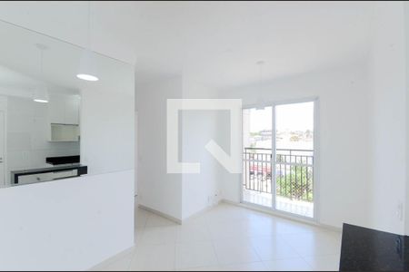 Sala de apartamento à venda com 3 quartos, 56m² em Jardim Cocaia, Guarulhos