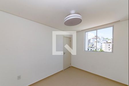 Quarto 2 de apartamento para alugar com 2 quartos, 97m² em Cabral, Contagem