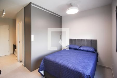 Sala/Quarto de apartamento à venda com 1 quarto, 24m² em Vila Olímpia, São Paulo