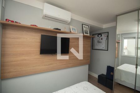 Quarto 1 Suíte de apartamento para alugar com 2 quartos, 62m² em Vila Mazzei, São Paulo