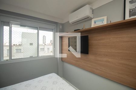 Quarto 1 Suíte de apartamento para alugar com 2 quartos, 62m² em Vila Mazzei, São Paulo