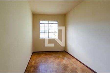 Quarto 2 de apartamento para alugar com 3 quartos, 103m² em Caiçaras, Belo Horizonte