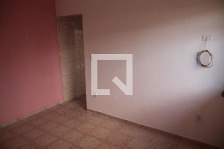 Quarto de casa para alugar com 1 quarto, 70m² em Santa Luzia, Ribeirão Pires