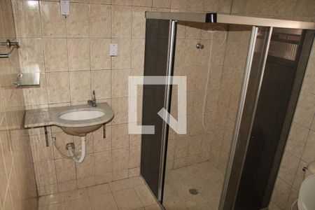 Banheiro de casa para alugar com 1 quarto, 70m² em Santa Luzia, Ribeirão Pires