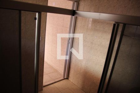 Banheiro de casa para alugar com 1 quarto, 70m² em Santa Luzia, Ribeirão Pires