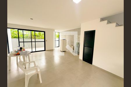 Sala de casa para alugar com 2 quartos, 120m² em Ingleses do Rio Vermelho, Florianópolis