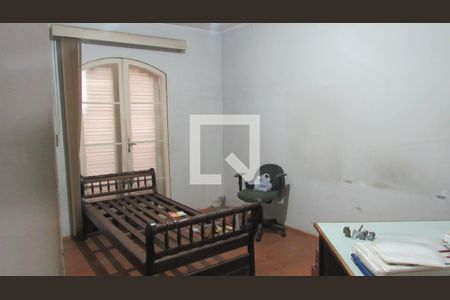 Quarto de casa para alugar com 3 quartos, 175m² em Vila Itapura, Campinas