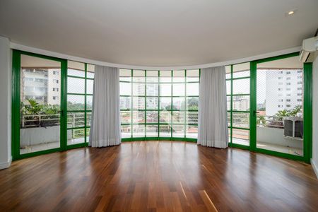 Sala de Estar 2 de apartamento para alugar com 3 quartos, 250m² em Vila Alexandria, São Paulo