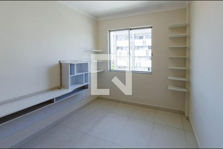 Quarto 1 de apartamento para alugar com 2 quartos, 80m² em Padre Eustáquio, Belo Horizonte